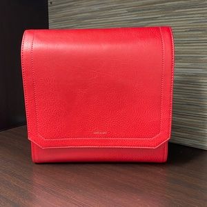 ❤️BEAUTIFUL ❤️Matt & Nat backpack/purse! straps, dust bag included❤️